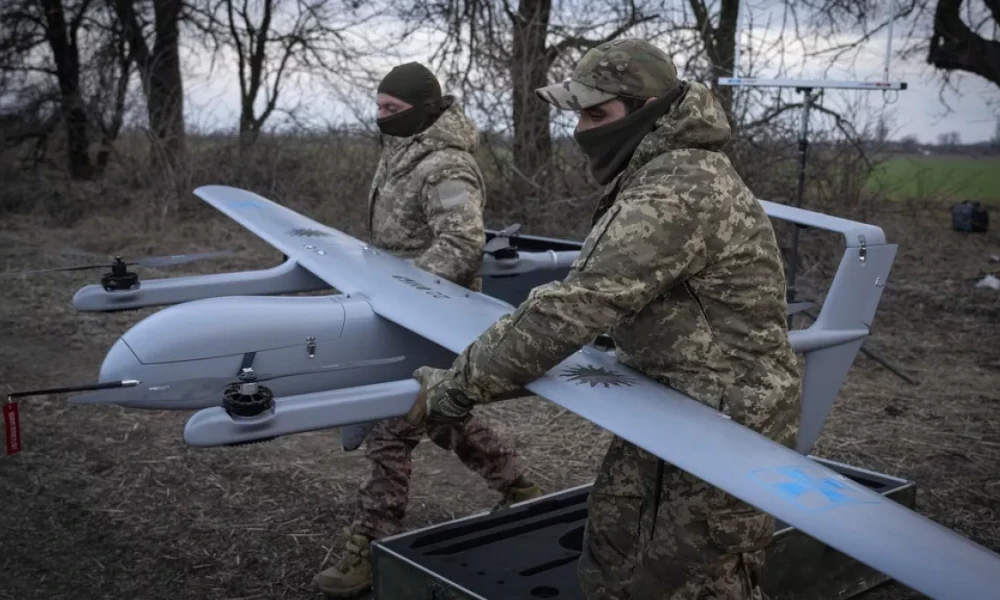 Ουκρανικά drones χτύπησαν βιομηχανική εγκατάσταση στην Καλούγκα της Ρωσίας (βίντεο)